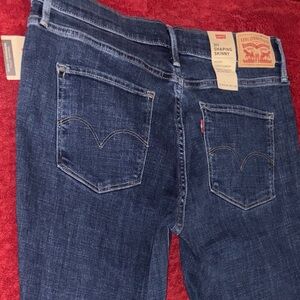 Levi's Women's Classic Indigo Skinny Jeans